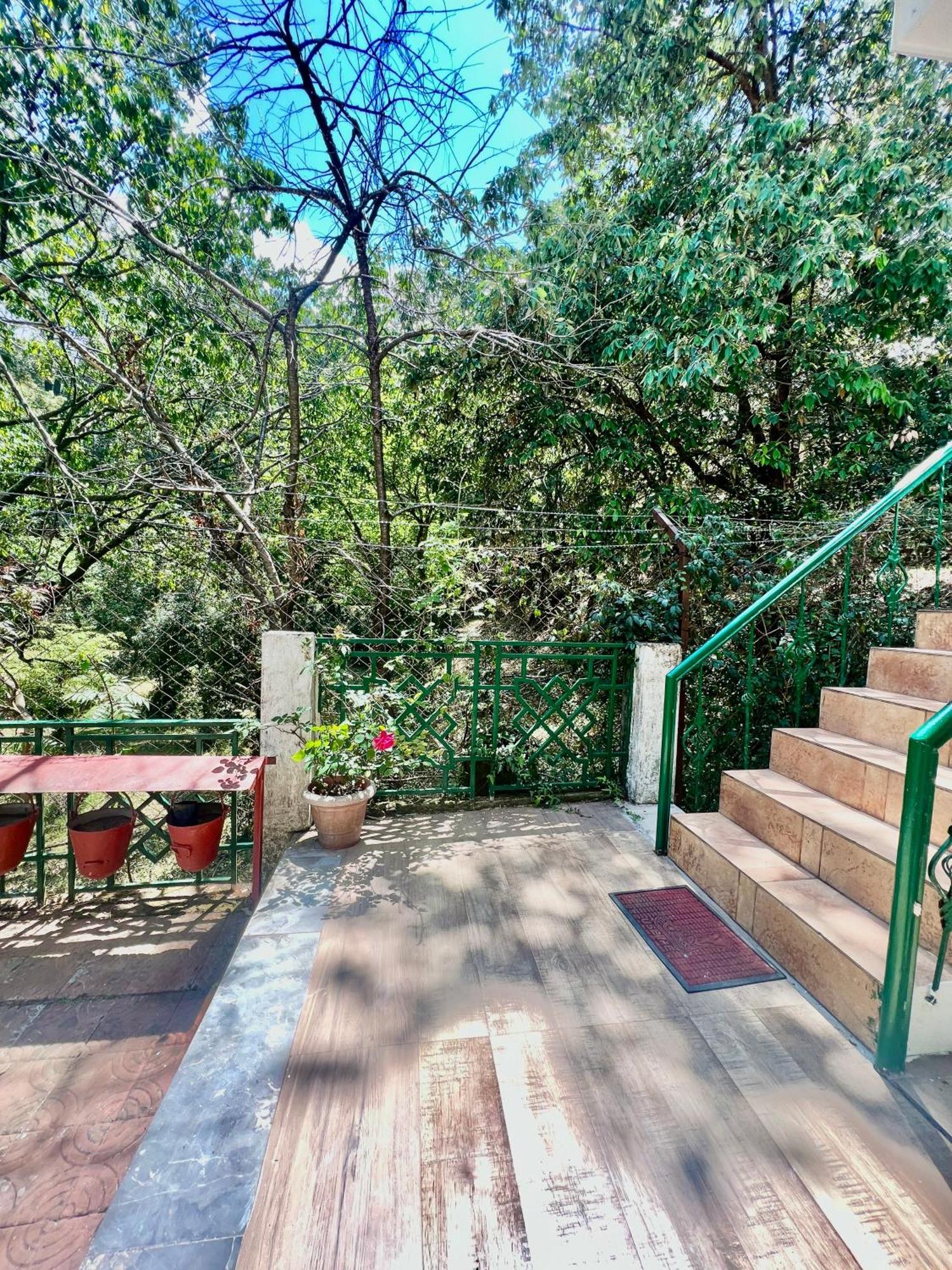 Sea Hawk - Luxury Hill Resort 4 Mins From Bhimtal Lake Ngoại thất bức ảnh